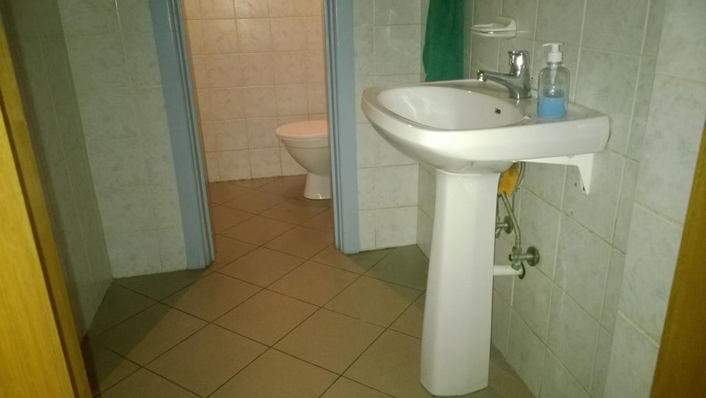Dome Pearl Hostel Riga Ngoại thất bức ảnh